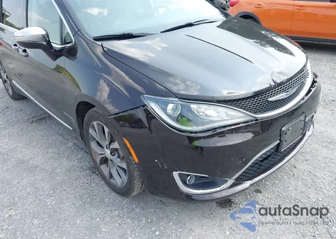 2017 Chrysler Pacifica Limited z USA, uszkodzony, nr VIN 2C4RC1GG1HR635818